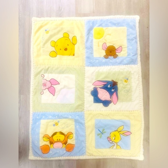 VTG Winnie Pooh Piglet Eeyore Tigger Comforter Unisex Baby Crib Nursery Retro - Picture 1 of 4